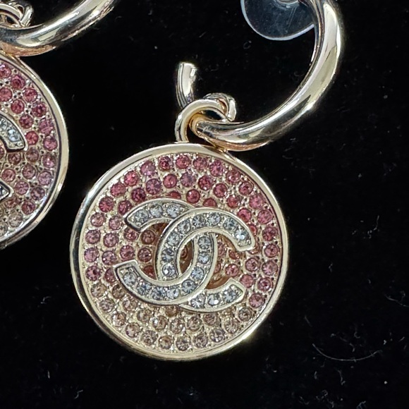 ✨ Champagne‎ & Pink Gradient Rhinestone Circle Hoops ✨ - Picture 4 of 6